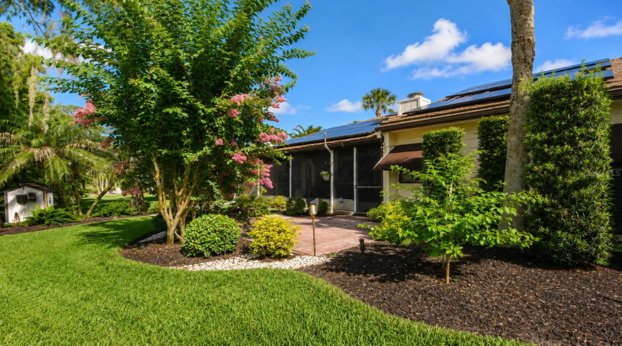 Orlando, Florida 32808, 2 Bedroom Bedrooms, ,2 Bathroombathrooms,Residential,For Sale,Villa Rose,0,Mfro6435960