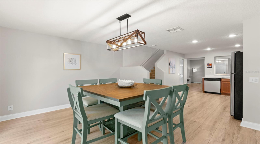 Clearwater, Florida 33763, 2 Bedroom Bedrooms, ,2 Bathroombathrooms,Residential,For Sale,Sandy Beach,0,Mfrtb8541853
