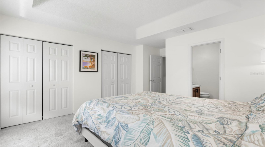 Clearwater, Florida 33763, 2 Bedroom Bedrooms, ,2 Bathroombathrooms,Residential,For Sale,Sandy Beach,0,Mfrtb8541853