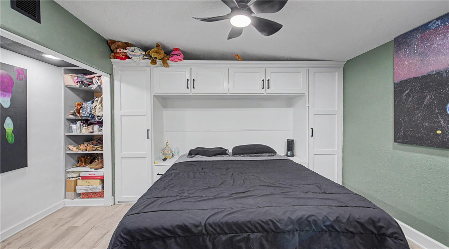 Auburndale, Florida 33823, 2 Bedroom Bedrooms, ,1 Bathroombathrooms,Residential,For Sale,Cordova,0,Mfrtb8541710