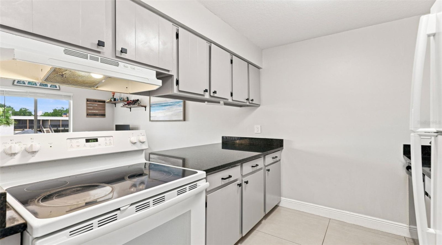 Fern Park, Florida 32730, 1 Bedroom Bedrooms, ,1 Bathroombathrooms,Residential,For Sale,Lake Of The Woods,0,Mfrtb8541419