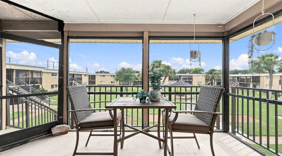 Fern Park, Florida 32730, 1 Bedroom Bedrooms, ,1 Bathroombathrooms,Residential,For Sale,Lake Of The Woods,0,Mfrtb8541419
