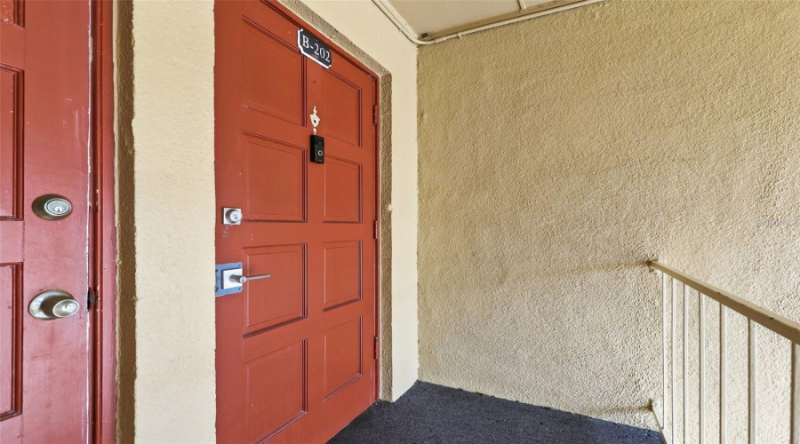 Fern Park, Florida 32730, 1 Bedroom Bedrooms, ,1 Bathroombathrooms,Residential,For Sale,Lake Of The Woods,0,Mfrtb8541419