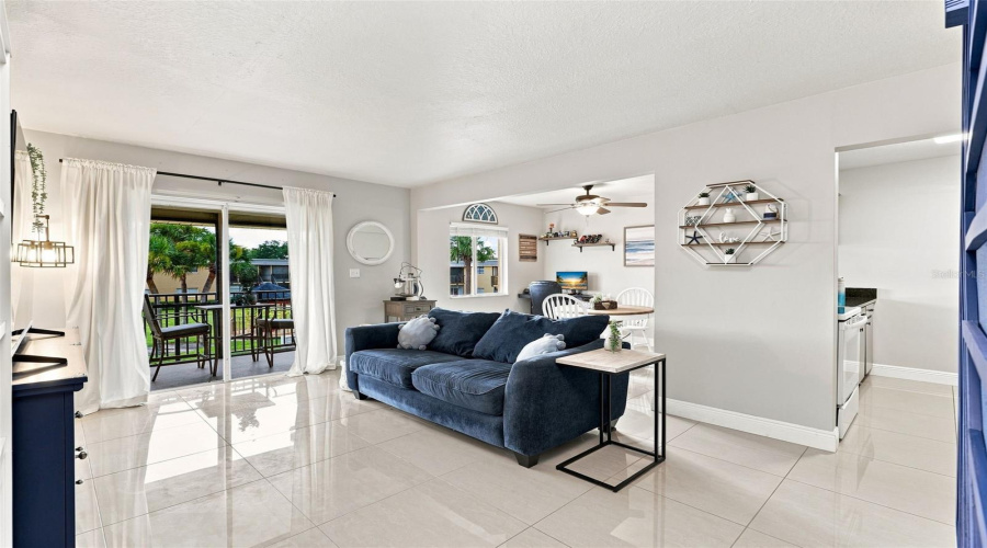 Fern Park, Florida 32730, 1 Bedroom Bedrooms, ,1 Bathroombathrooms,Residential,For Sale,Lake Of The Woods,0,Mfrtb8541419