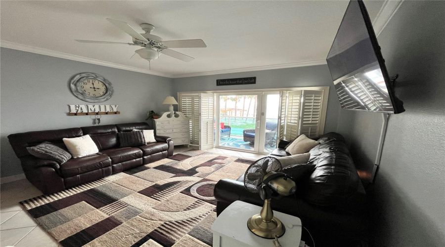 Clearwater Beach, Florida 33767, ,1 Bathroombathrooms,Residential,For Sale,Mandalay,0,Mfrtb8541524