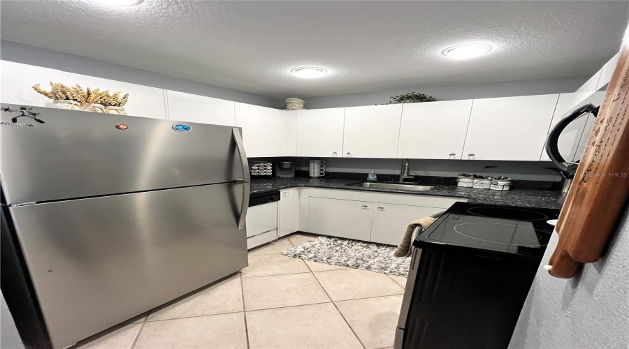 Clearwater Beach, Florida 33767, ,1 Bathroombathrooms,Residential,For Sale,Mandalay,0,Mfrtb8541524