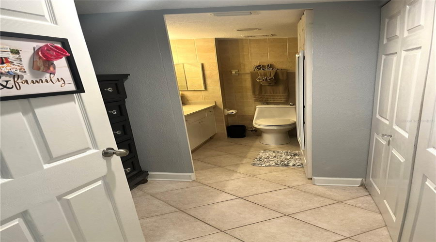 Clearwater Beach, Florida 33767, ,1 Bathroombathrooms,Residential,For Sale,Mandalay,0,Mfrtb8541524