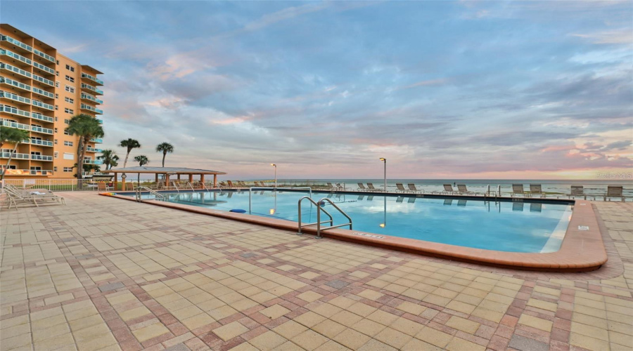 Clearwater Beach, Florida 33767, ,1 Bathroombathrooms,Residential,For Sale,Mandalay,0,Mfrtb8541524