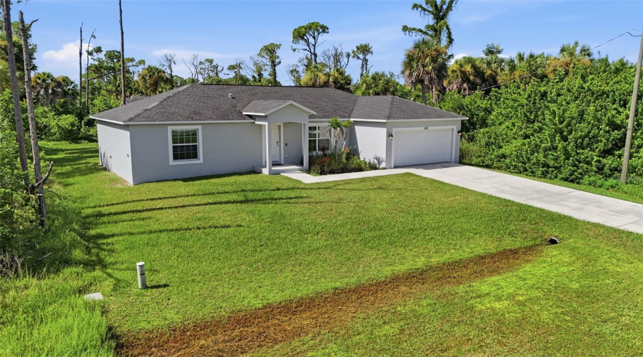 Port Charlotte, Florida 33981, 3 Bedroom Bedrooms, ,2 Bathroombathrooms,Residential,For Sale,Willmington,0,Mfrc7529909
