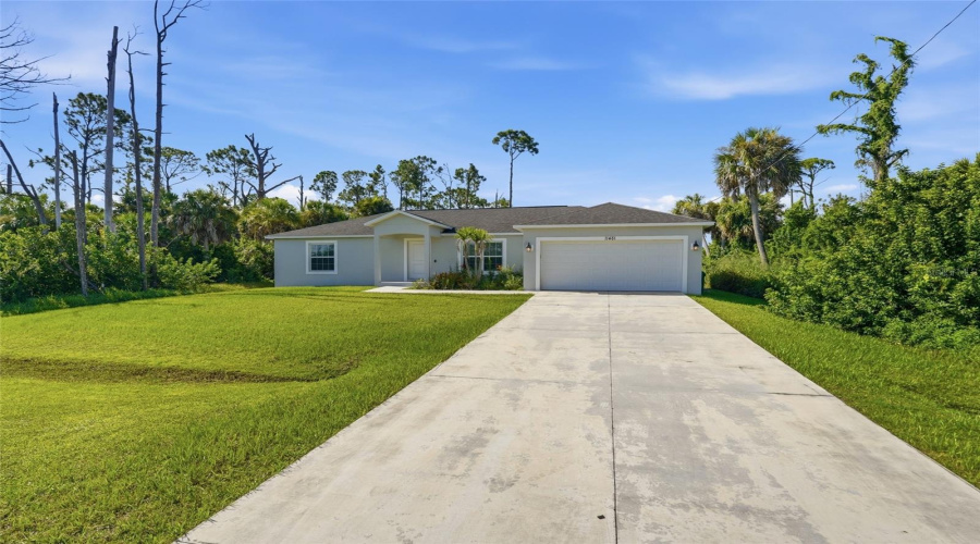 Port Charlotte, Florida 33981, 3 Bedroom Bedrooms, ,2 Bathroombathrooms,Residential,For Sale,Willmington,0,Mfrc7529909