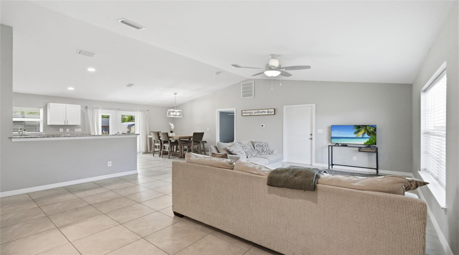 Port Charlotte, Florida 33981, 3 Bedroom Bedrooms, ,2 Bathroombathrooms,Residential,For Sale,Willmington,0,Mfrc7529909