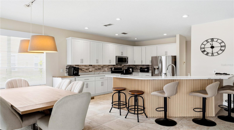 Orlando, Florida 32836, 5 Bedroom Bedrooms, ,4 Bathroombathrooms,Residential,For Sale,Emerald Woods,0,Mfro6435042