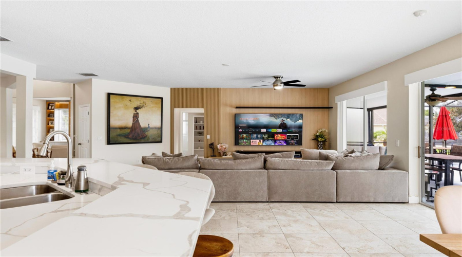 Orlando, Florida 32836, 5 Bedroom Bedrooms, ,4 Bathroombathrooms,Residential,For Sale,Emerald Woods,0,Mfro6435042
