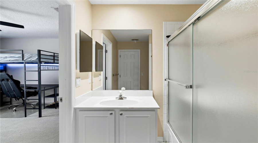 Orlando, Florida 32836, 5 Bedroom Bedrooms, ,4 Bathroombathrooms,Residential,For Sale,Emerald Woods,0,Mfro6435042