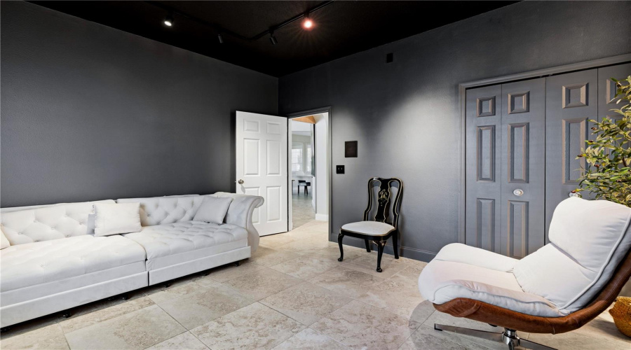 Orlando, Florida 32836, 5 Bedroom Bedrooms, ,4 Bathroombathrooms,Residential,For Sale,Emerald Woods,0,Mfro6435042