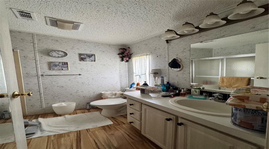 Kissimmee, Florida 34741, 2 Bedroom Bedrooms, ,2 Bathroombathrooms,Residential,For Sale,Miami,0,Mfrs5155479