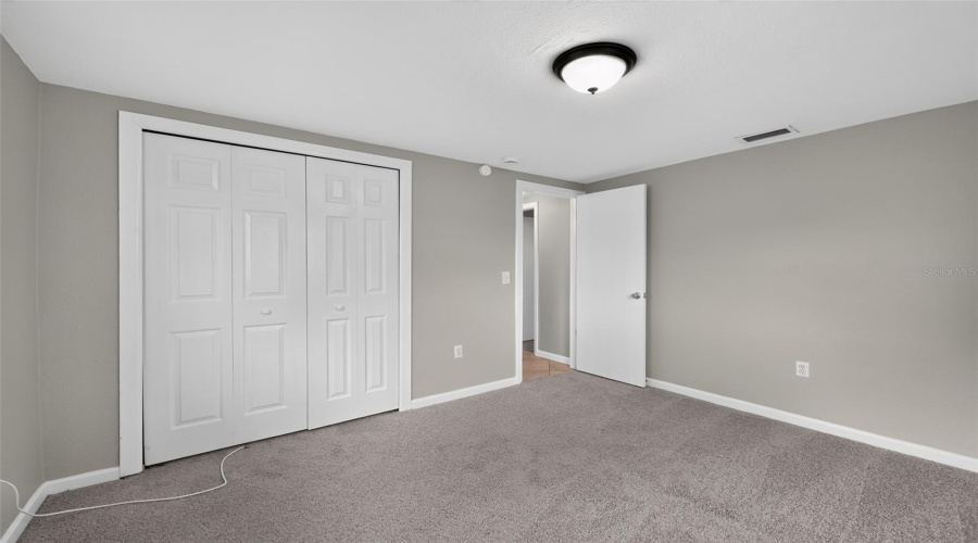 New Port Richey, Florida 34652, 3 Bedroom Bedrooms, ,2 Bathroombathrooms,Residential,For Sale,Mockingbird,0,Mfrtb8536095
