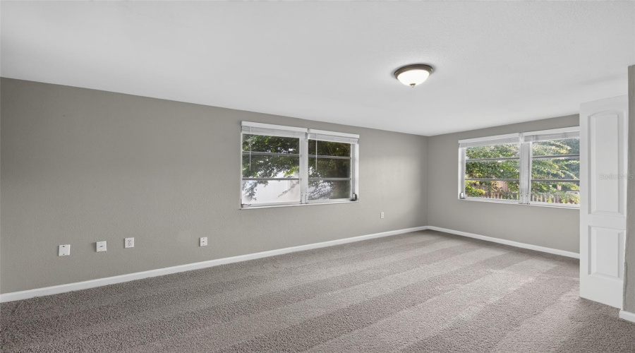 New Port Richey, Florida 34652, 3 Bedroom Bedrooms, ,2 Bathroombathrooms,Residential,For Sale,Mockingbird,0,Mfrtb8536095