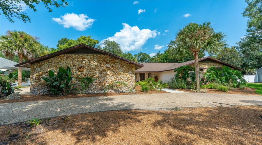Ormond Beach, Florida 32174, 3 Bedroom Bedrooms, ,2 Bathroombathrooms,Residential,For Sale,Rio Pinar,0,Mfrv4950929