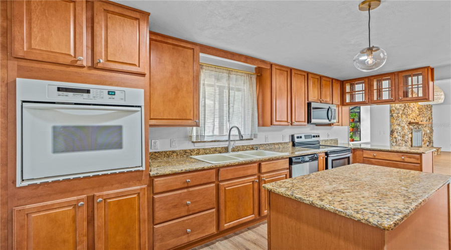 Ormond Beach, Florida 32174, 3 Bedroom Bedrooms, ,2 Bathroombathrooms,Residential,For Sale,Rio Pinar,0,Mfrv4950929
