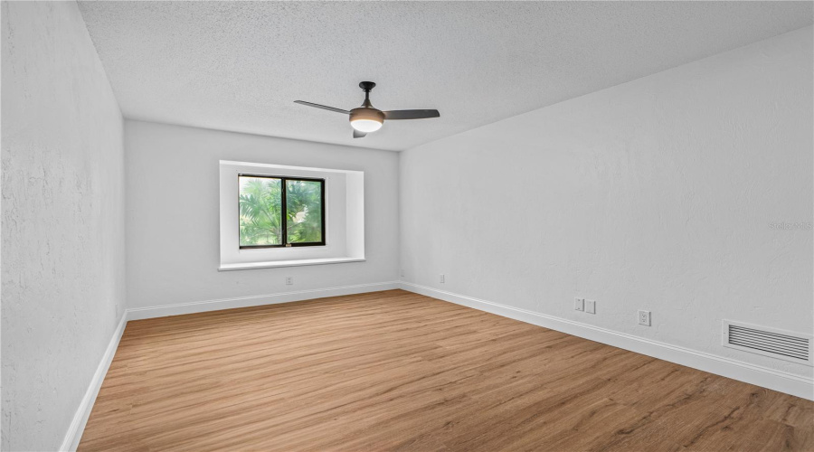 Ormond Beach, Florida 32174, 3 Bedroom Bedrooms, ,2 Bathroombathrooms,Residential,For Sale,Rio Pinar,0,Mfrv4950929
