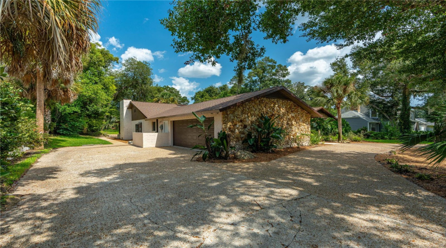 Ormond Beach, Florida 32174, 3 Bedroom Bedrooms, ,2 Bathroombathrooms,Residential,For Sale,Rio Pinar,0,Mfrv4950929
