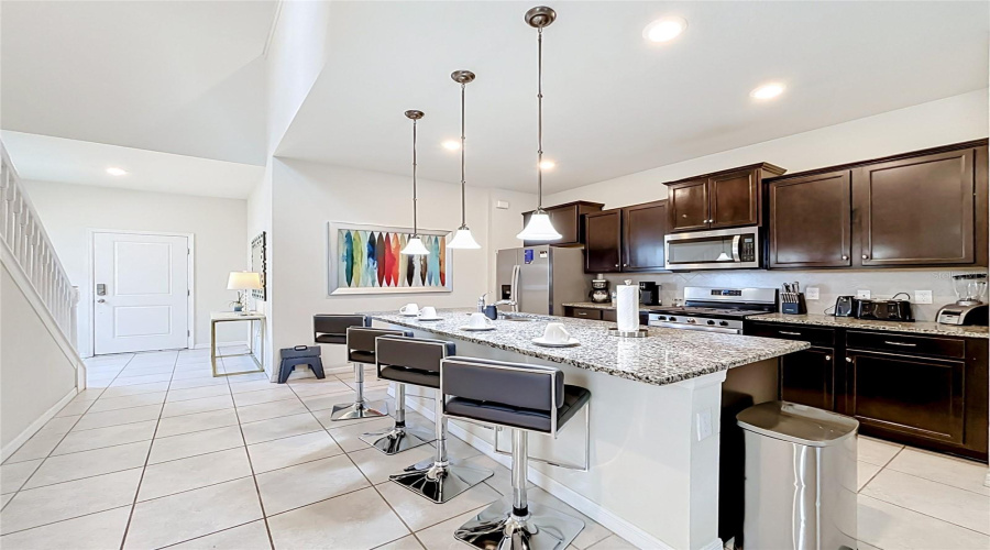 Davenport, Florida 33837, 7 Bedroom Bedrooms, ,5 Bathroombathrooms,Residential,For Sale,Misty Oak,0,Mfro6436907