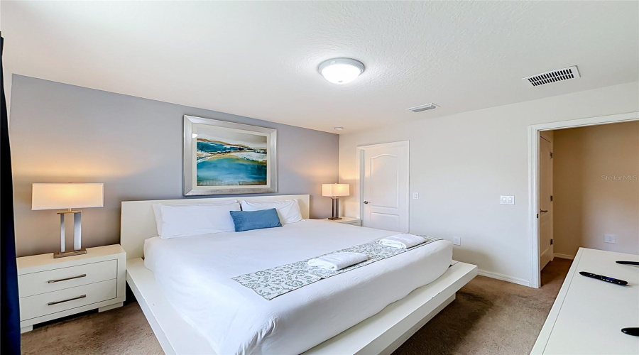 Davenport, Florida 33837, 7 Bedroom Bedrooms, ,5 Bathroombathrooms,Residential,For Sale,Misty Oak,0,Mfro6436907
