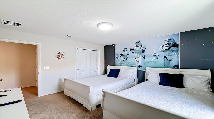 Davenport, Florida 33837, 7 Bedroom Bedrooms, ,5 Bathroombathrooms,Residential,For Sale,Misty Oak,0,Mfro6436907