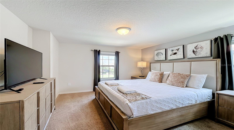 Davenport, Florida 33837, 7 Bedroom Bedrooms, ,5 Bathroombathrooms,Residential,For Sale,Misty Oak,0,Mfro6436907