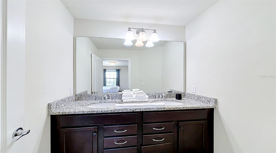 Davenport, Florida 33837, 7 Bedroom Bedrooms, ,5 Bathroombathrooms,Residential,For Sale,Misty Oak,0,Mfro6436907