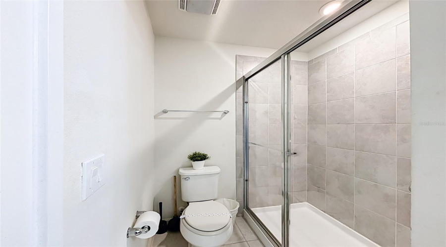 Davenport, Florida 33837, 7 Bedroom Bedrooms, ,5 Bathroombathrooms,Residential,For Sale,Misty Oak,0,Mfro6436907