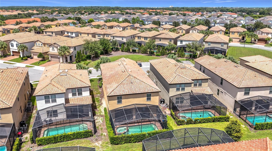 Davenport, Florida 33837, 7 Bedroom Bedrooms, ,5 Bathroombathrooms,Residential,For Sale,Misty Oak,0,Mfro6436907