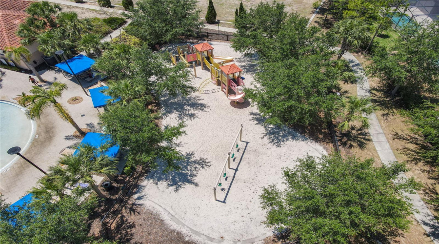 Davenport, Florida 33837, 7 Bedroom Bedrooms, ,5 Bathroombathrooms,Residential,For Sale,Misty Oak,0,Mfro6436907