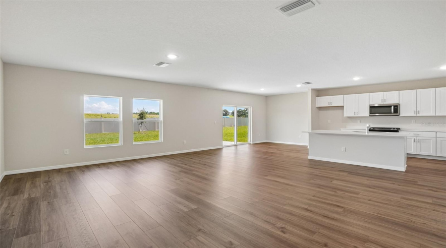 Zephyrhills, Florida 33541, 4 Bedroom Bedrooms, ,2 Bathroombathrooms,Residential,For Sale,Sagemoor,0,Mfrtb8542883