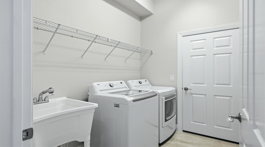 Bradenton, Florida 34208, 3 Bedroom Bedrooms, ,2 Bathroombathrooms,Residential,For Sale,Tidewater Preserve Blvd,0,Mfra4704162
