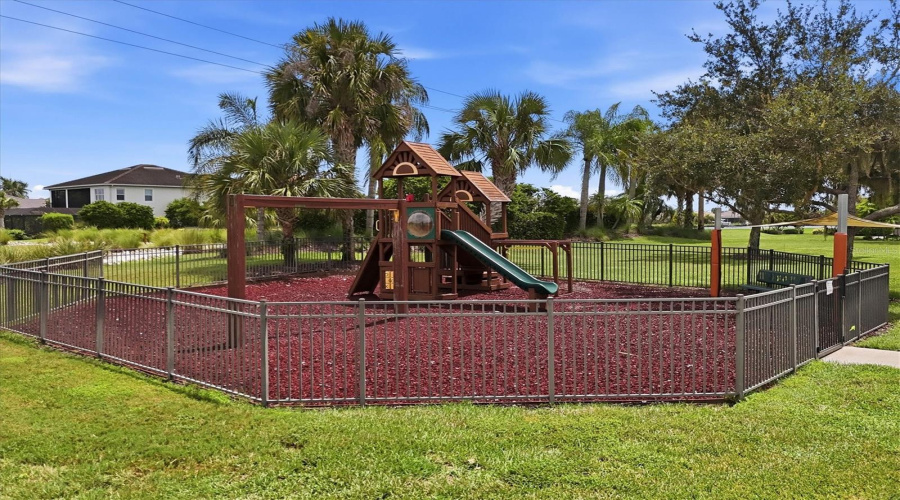 Bradenton, Florida 34208, 3 Bedroom Bedrooms, ,2 Bathroombathrooms,Residential,For Sale,Tidewater Preserve Blvd,0,Mfra4704162