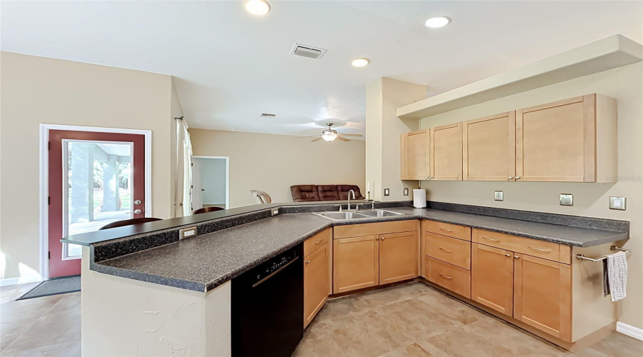 Ocala, Florida 34481, 3 Bedroom Bedrooms, ,2 Bathroombathrooms,Residential,For Sale,61St Place,0,Mfrom724961