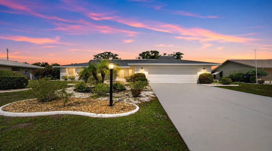 Sun City Center, Florida 33573, 2 Bedroom Bedrooms, ,2 Bathroombathrooms,Residential,For Sale,Del Webb,0,Mfrtb8528997