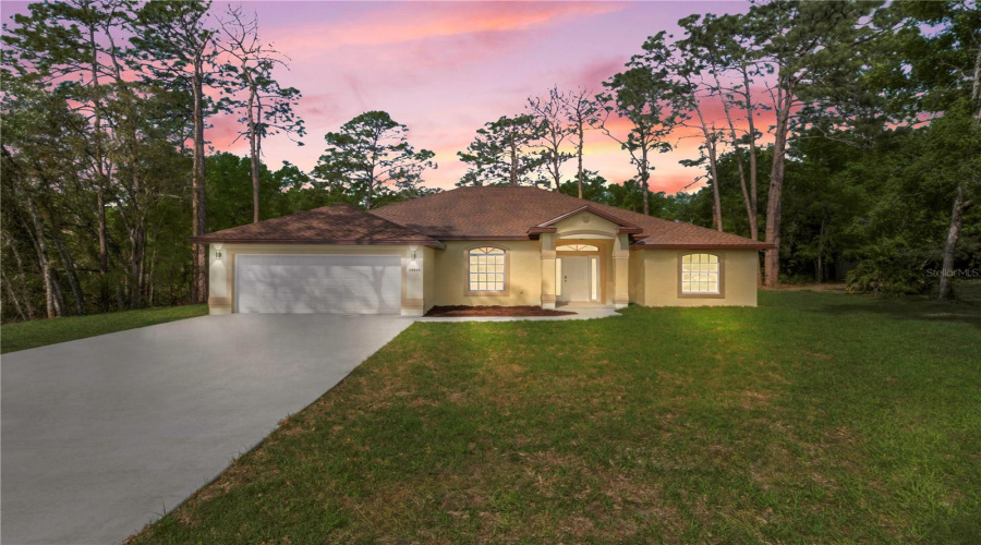 Dunnellon, Florida 34432, 4 Bedroom Bedrooms, ,3 Bathroombathrooms,Residential,For Sale,96Th,0,Mfrom724660