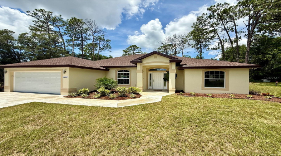 Dunnellon, Florida 34432, 4 Bedroom Bedrooms, ,3 Bathroombathrooms,Residential,For Sale,96Th,0,Mfrom724660