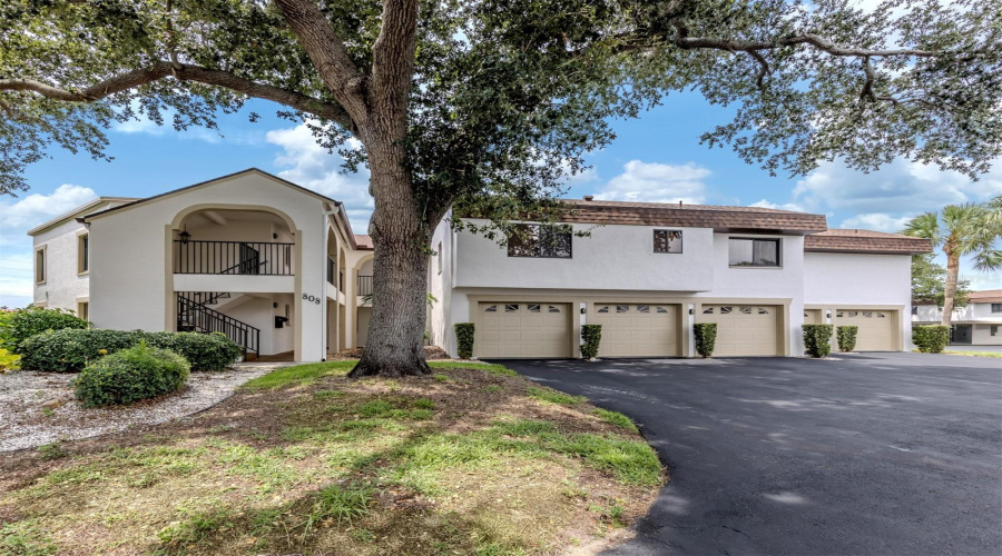 Venice, Florida 34292, 2 Bedroom Bedrooms, ,2 Bathroombathrooms,Residential,For Sale,Capri Isles Blvd,0,Mfrn6145196