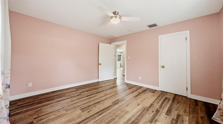 St Petersburg, Florida 33713, 2 Bedroom Bedrooms, ,1 Bathroombathrooms,Residential,For Sale,Burlington,0,Mfrtb8515980