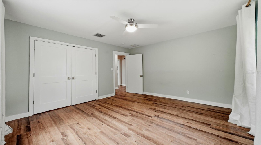 St Petersburg, Florida 33713, 2 Bedroom Bedrooms, ,1 Bathroombathrooms,Residential,For Sale,Burlington,0,Mfrtb8515980