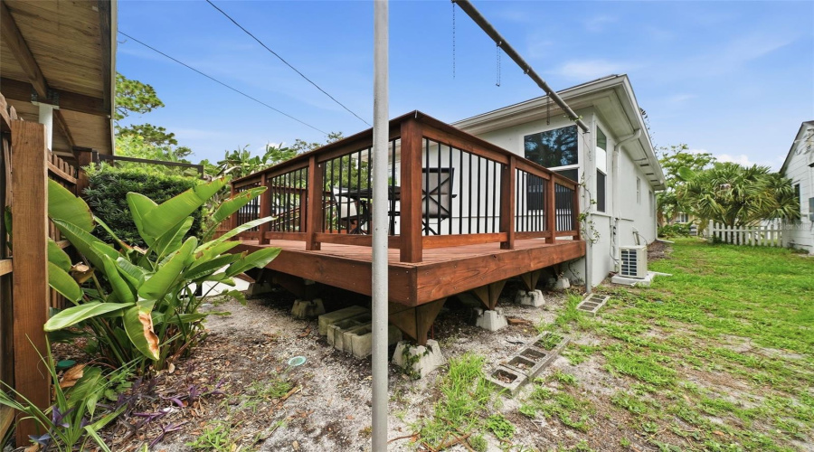 St Petersburg, Florida 33713, 2 Bedroom Bedrooms, ,1 Bathroombathrooms,Residential,For Sale,Burlington,0,Mfrtb8515980