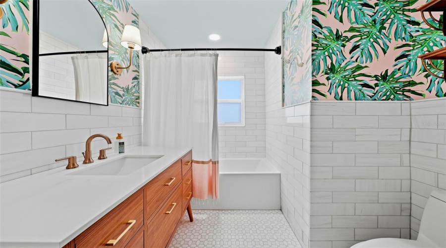 St Petersburg, Florida 33713, 2 Bedroom Bedrooms, ,1 Bathroombathrooms,Residential,For Sale,Burlington,0,Mfrtb8515980