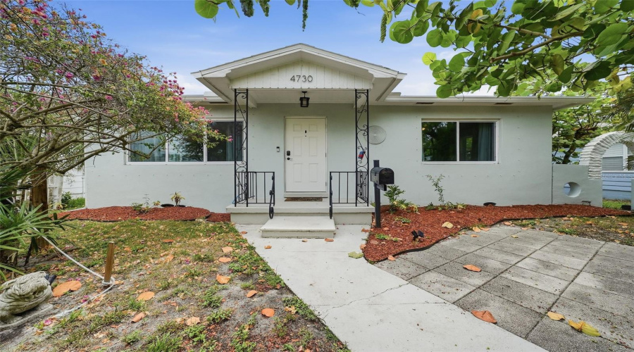 St Petersburg, Florida 33713, 2 Bedroom Bedrooms, ,1 Bathroombathrooms,Residential,For Sale,Burlington,0,Mfrtb8515980