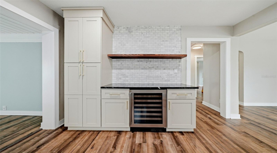 St Petersburg, Florida 33713, 2 Bedroom Bedrooms, ,1 Bathroombathrooms,Residential,For Sale,Burlington,0,Mfrtb8515980