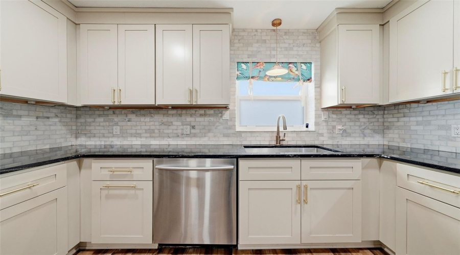 St Petersburg, Florida 33713, 2 Bedroom Bedrooms, ,1 Bathroombathrooms,Residential,For Sale,Burlington,0,Mfrtb8515980