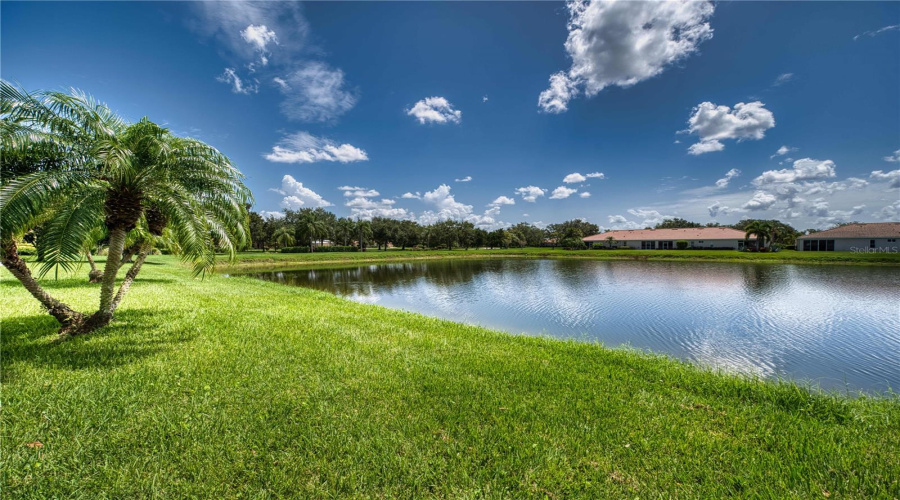 Sarasota, Florida 34243, 2 Bedroom Bedrooms, ,2 Bathroombathrooms,Residential,For Sale,Cascade Falls,0,Mfra4698780